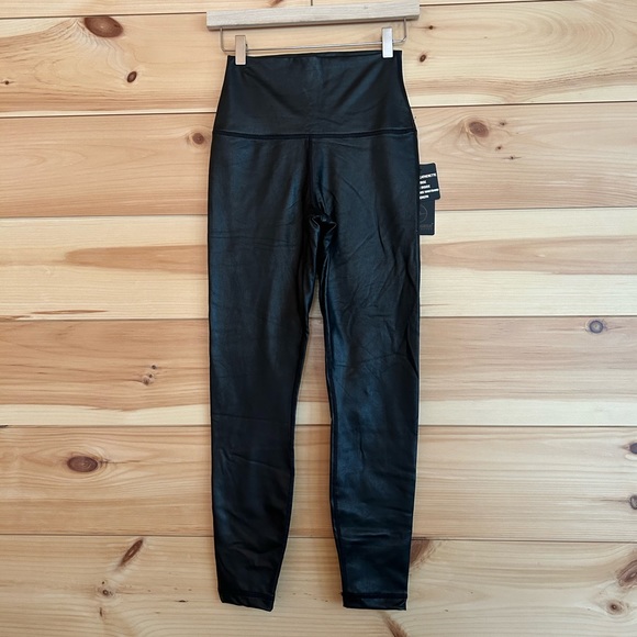 NWT 90 Degree Reflex High Rise Faux Leather Leggings - Picture 2 of 11